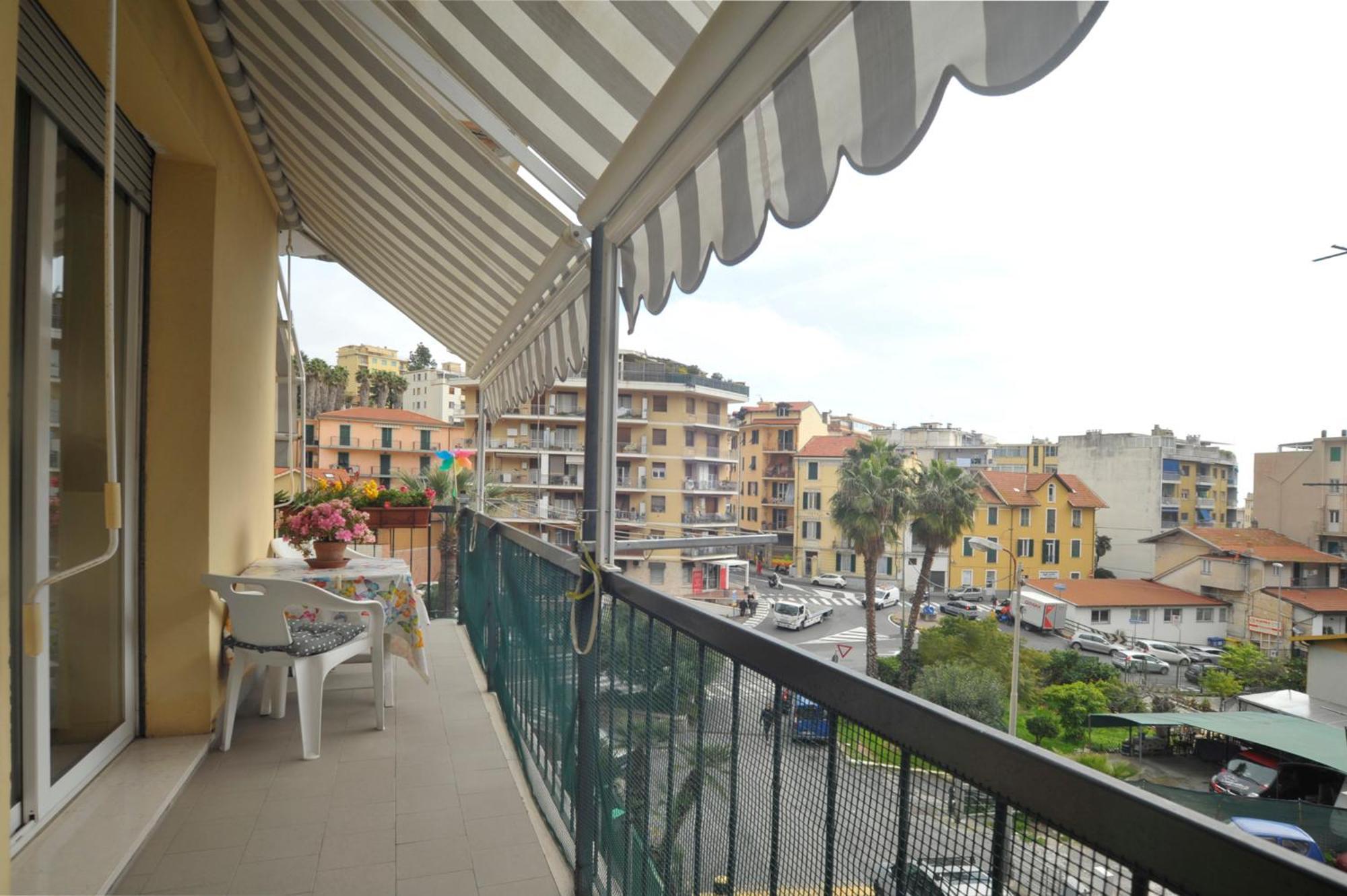 Casa Carina Centro Citta Con Garage Privato Leilighet Sanremo Eksteriør bilde