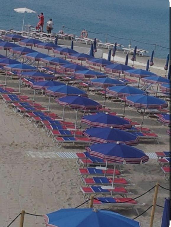 Casa Carina Centro Citta Con Garage Privato Leilighet Sanremo Eksteriør bilde