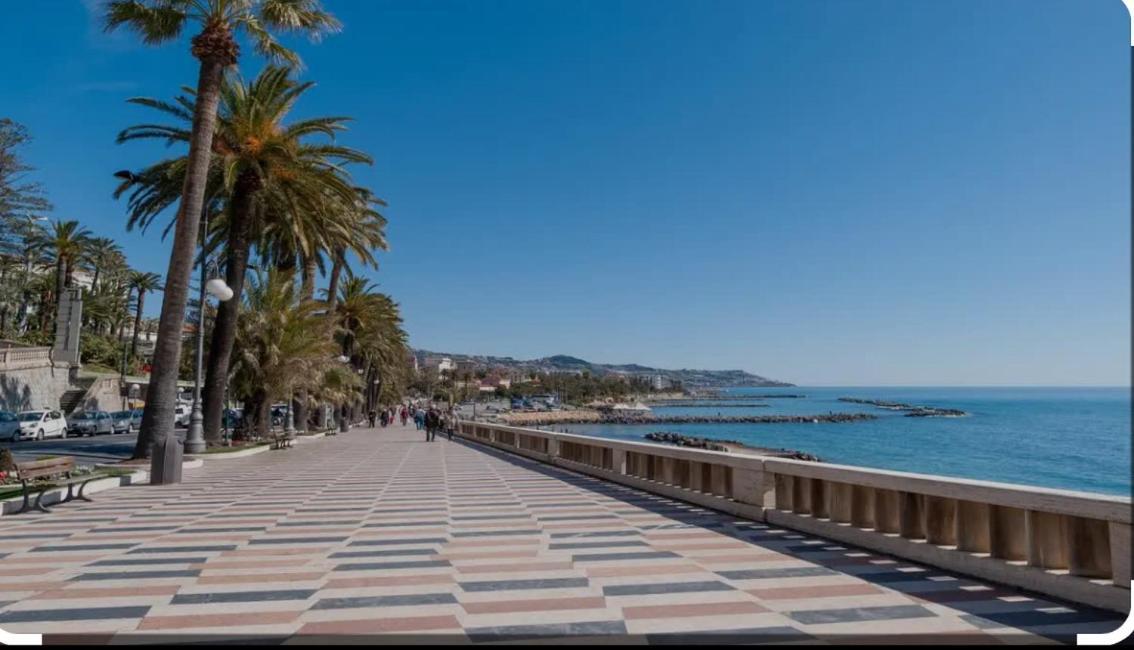 Casa Carina Centro Citta Con Garage Privato Leilighet Sanremo Eksteriør bilde